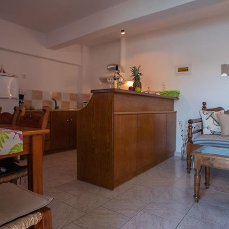 Villa Dina Apartments Almirída Ngoại thất bức ảnh