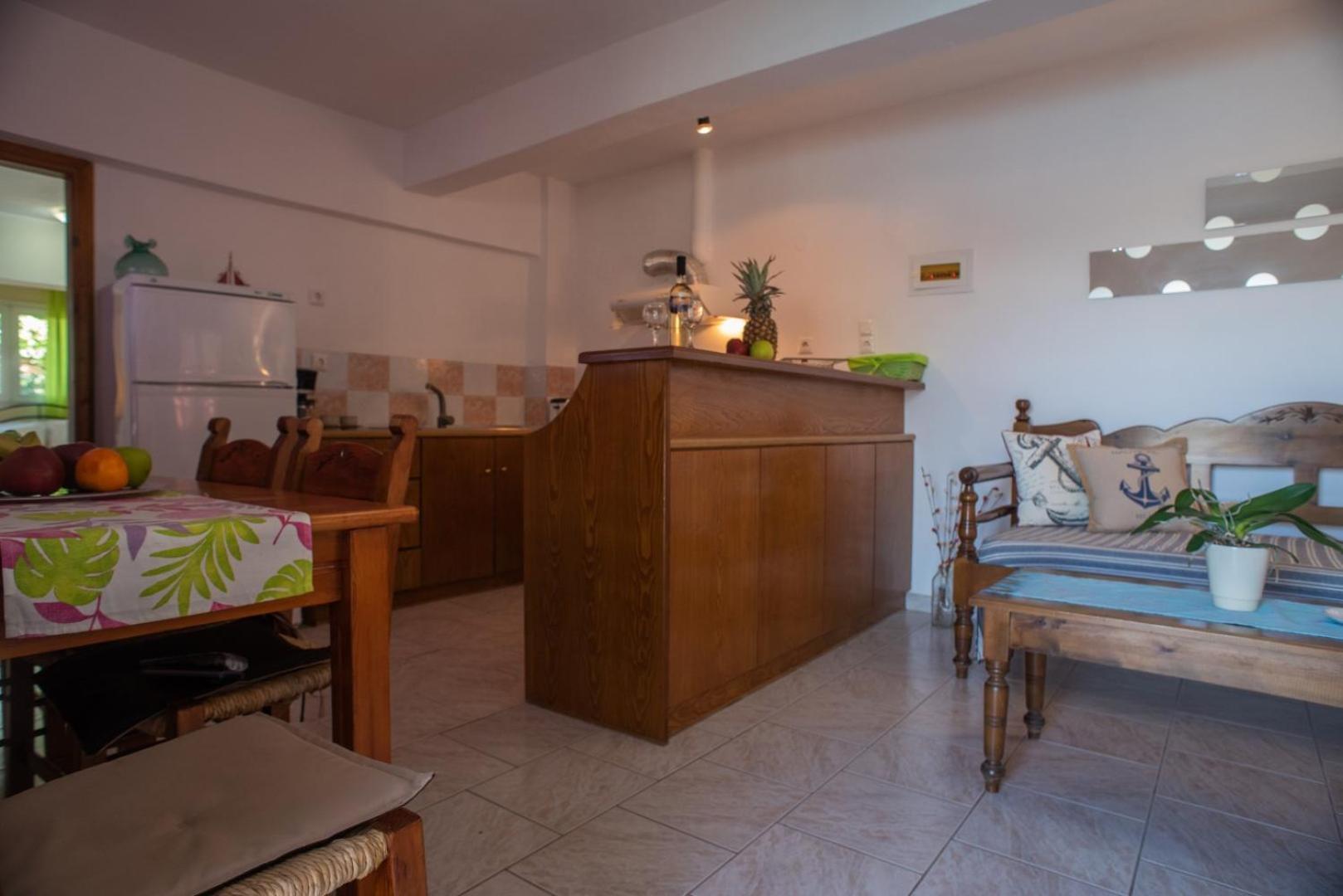 Villa Dina Apartments Almirída Ngoại thất bức ảnh
