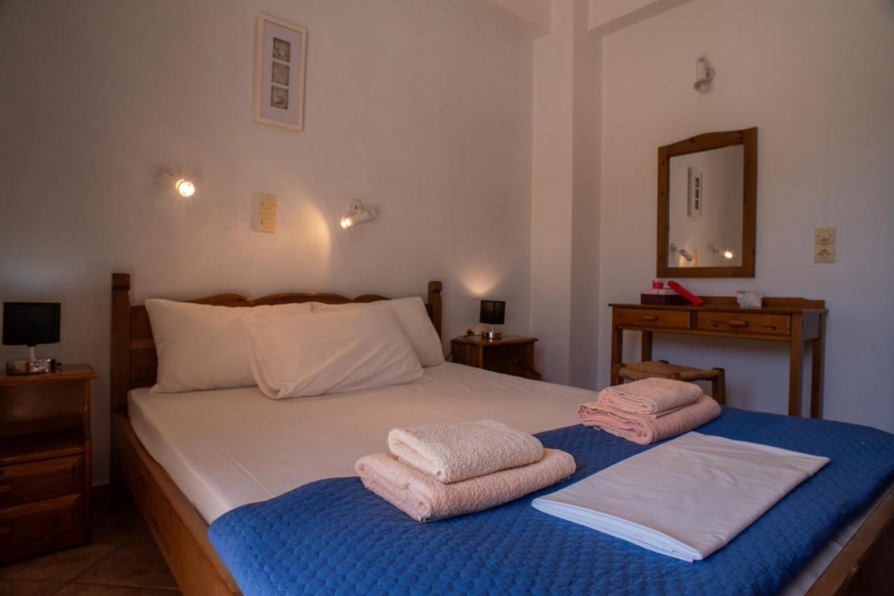Villa Dina Apartments Almirída Ngoại thất bức ảnh