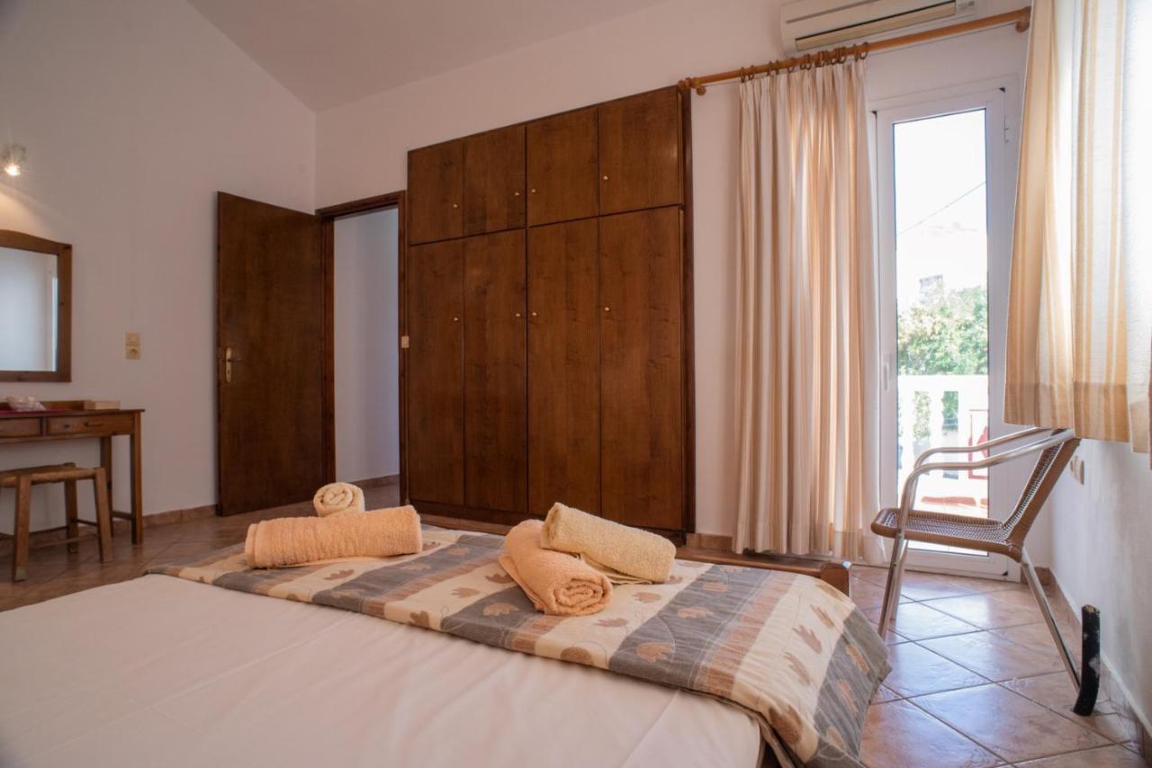 Villa Dina Apartments Almirída Ngoại thất bức ảnh