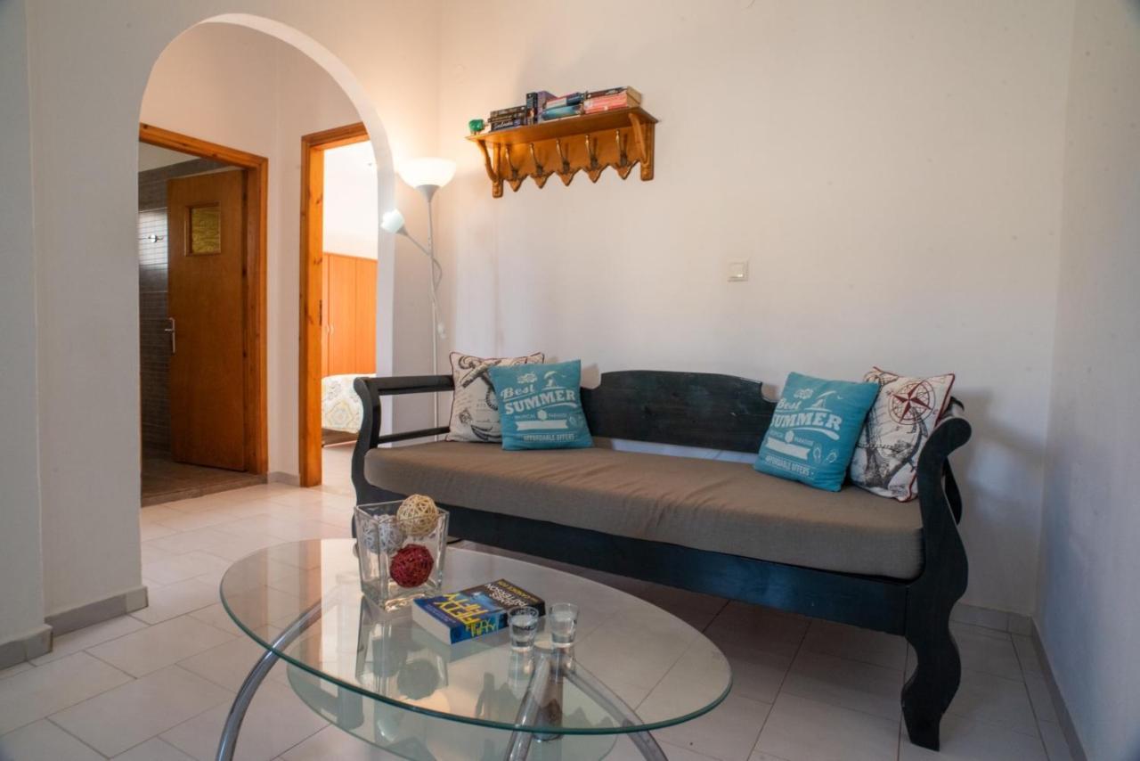 Villa Dina Apartments Almirída Ngoại thất bức ảnh