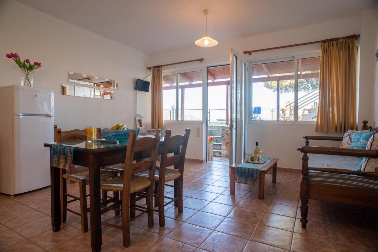 Villa Dina Apartments Almirída Ngoại thất bức ảnh